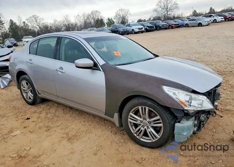 2011 Infiniti G37 z USA, uszkodzony, nr VIN JN1CV6AR8BM400496